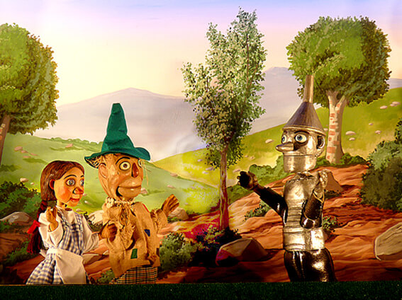 CIA. SEBASTIÀ VERGÉS – TITELLES – El fantàstic màgic d’Oz